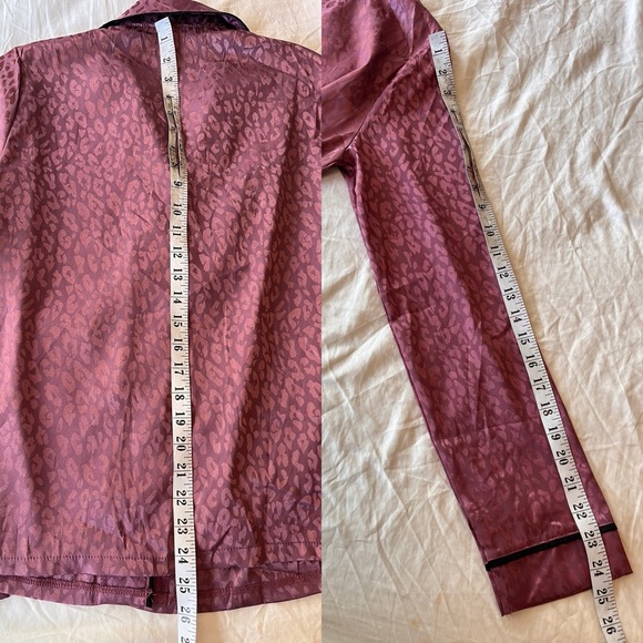 NWT BCBGMAXAZRIA Deco Rose Leopard Satin Top S - Picture 11 of 13